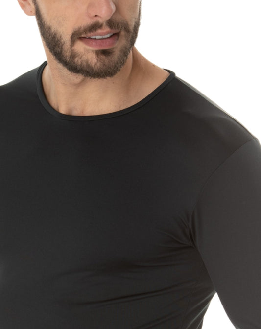 Men's Long Sleeve Base Layer Black - collar detail